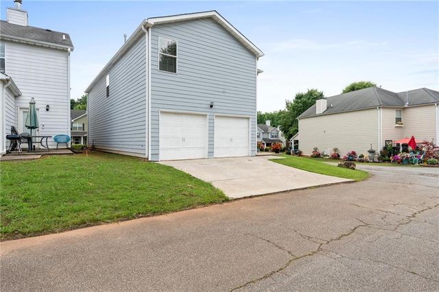 140 Stillwood Drive, Newnan, GA 30265