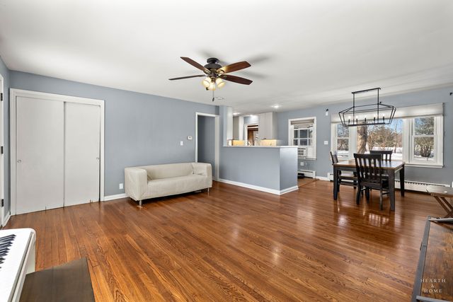 2540 E Bonnie Brook Lane, Waukegan, IL 60087