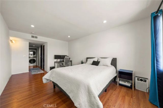 2599 Walnut Avenue 209, Signal Hill, CA 90755