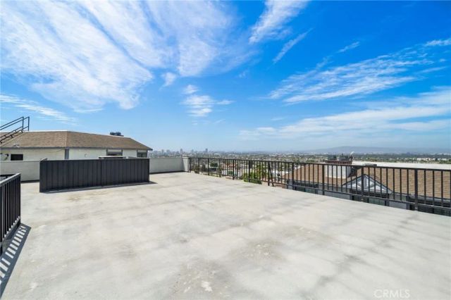 2599 Walnut Avenue 209, Signal Hill, CA 90755