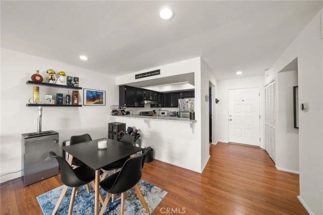 2599 Walnut Avenue 209, Signal Hill, CA 90755