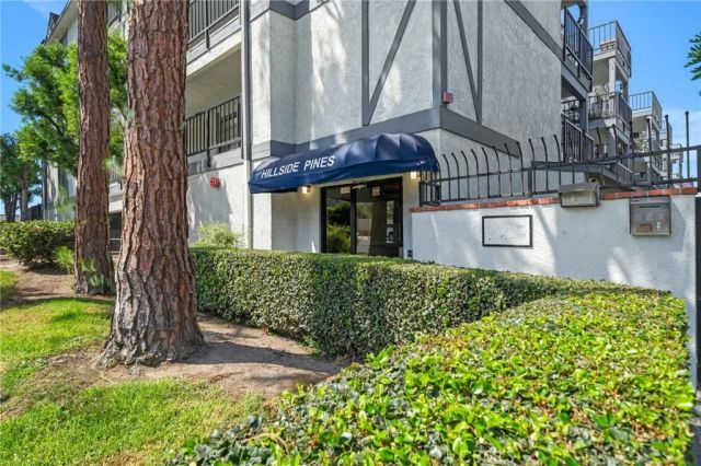2599 Walnut Avenue 209, Signal Hill, CA 90755