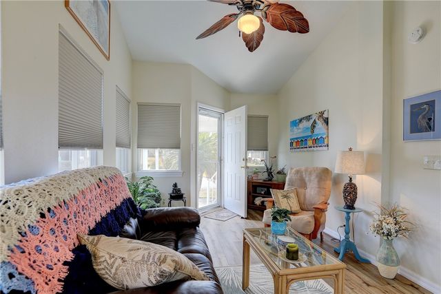 7698 Fox Hunter Circle 0, Micco, FL 32976