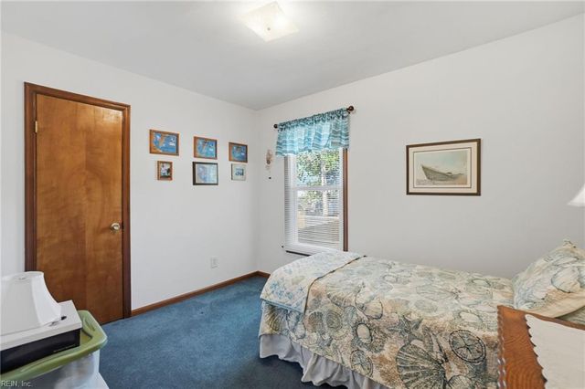 1220 Mullholand CT, Virginia Beach, VA 23454