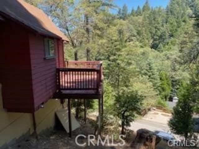 544 Community Drive, Lake Arrowhead, CA 92352