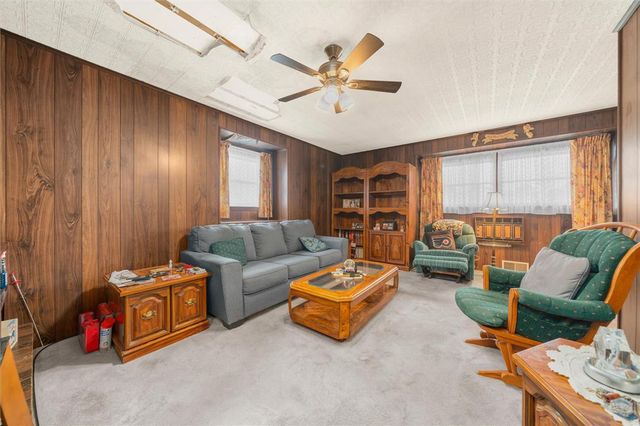 2112 East Cedar, Allentown City, PA 18109