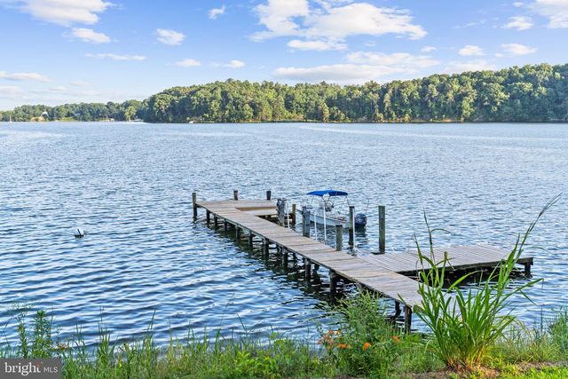 46502 GLEN-MARY FARM RD, Park Hall, MD 20667