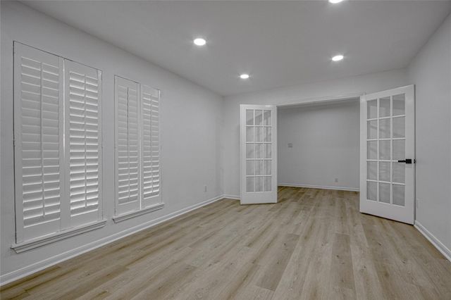 9211 Godstone Lane, Spring, TX 77379