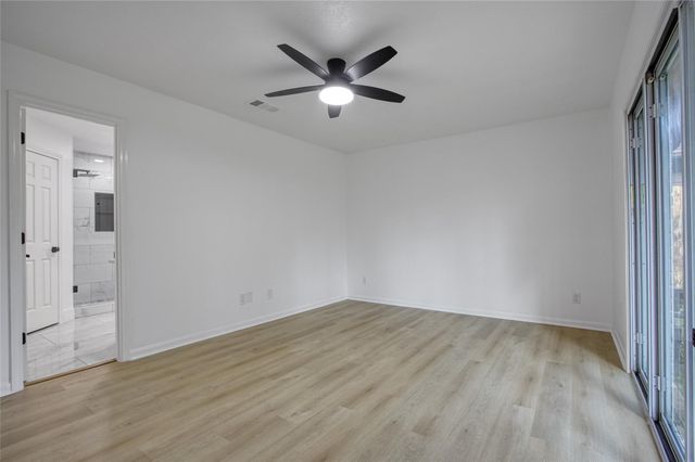 9211 Godstone Lane, Spring, TX 77379