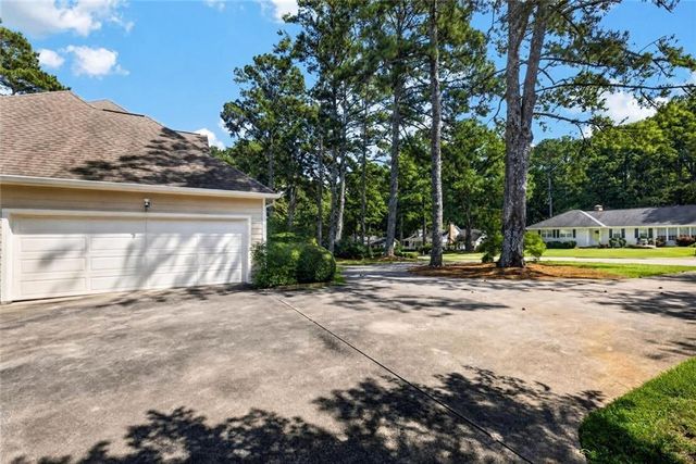 110 Ben Horton Drive, Mcdonough, GA 30253