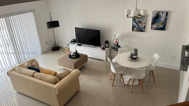 11837 SW 100th St, Miami, FL 33186