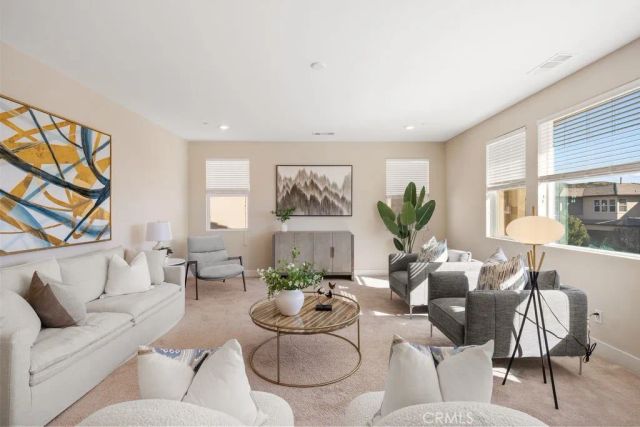 73 Cartwheel, Irvine, CA 92618