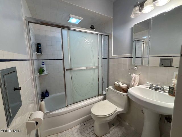 4701 Monac Drive, Toledo, OH 43623