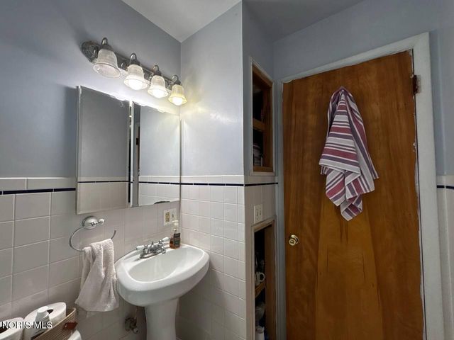 4701 Monac Drive, Toledo, OH 43623