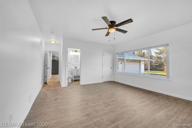 48905 9 Mile Road, Northville, MI 48167