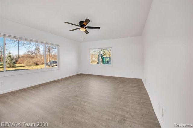 48905 9 Mile Road, Northville, MI 48167