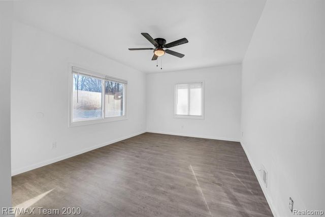 48905 9 Mile Road, Northville, MI 48167