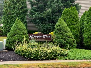 371 Emmett Street APT 78, Bristol, CT 06010