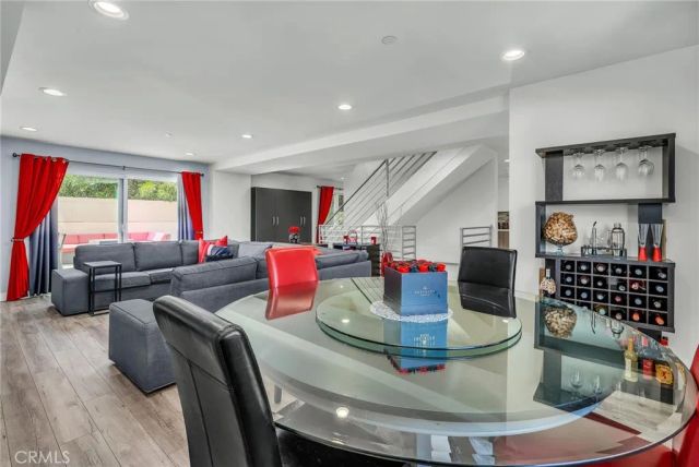 16539 Vine Terrace, Van Nuys, CA 91406