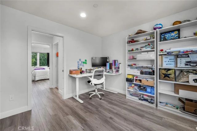 16539 Vine Terrace, Van Nuys, CA 91406