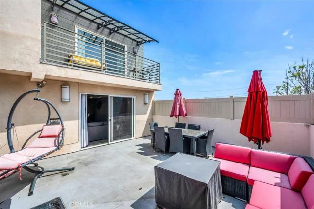 16539 Vine Terrace, Van Nuys, CA 91406