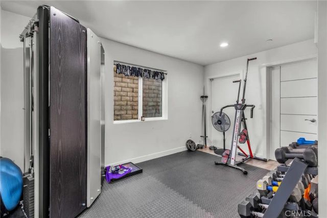16539 Vine Terrace, Van Nuys, CA 91406