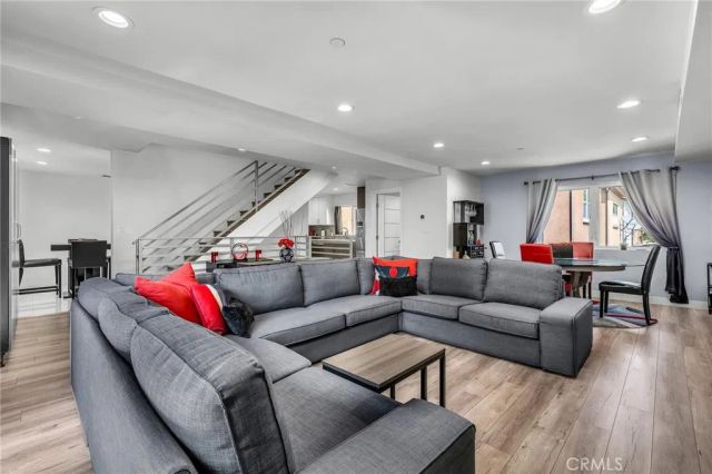 16539 Vine Terrace, Van Nuys, CA 91406