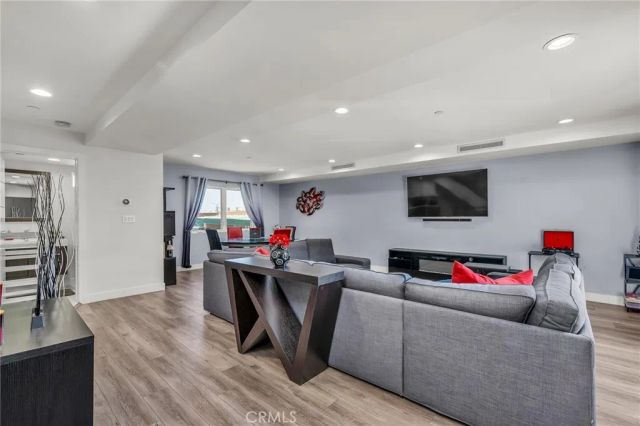 16539 Vine Terrace, Van Nuys, CA 91406