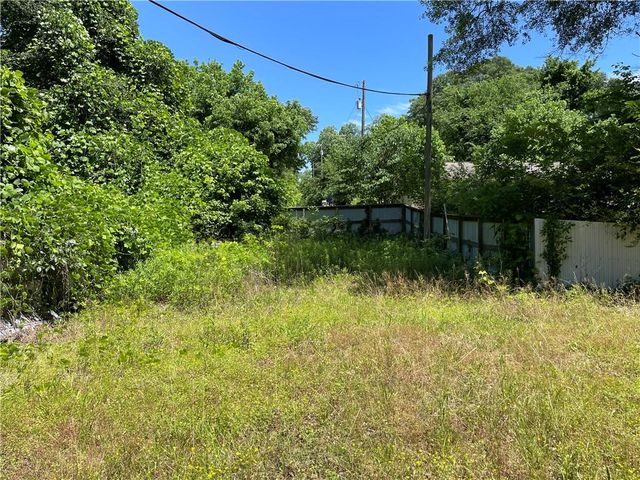 195 Darla Drive, Woodstock, GA 30188