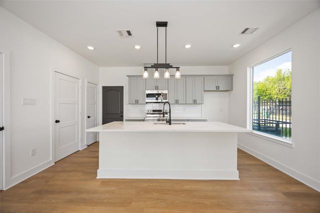 4501 Newberry Street A-D, Houston, TX 77051