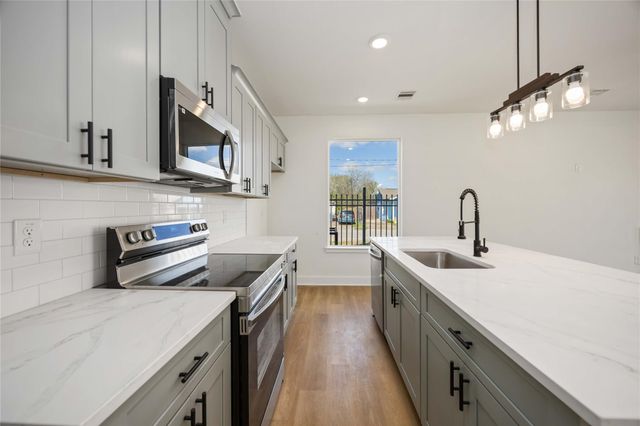 4501 Newberry Street A-D, Houston, TX 77051