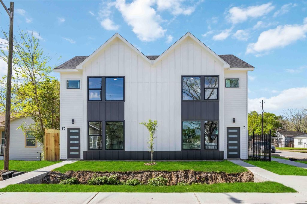 4501 Newberry Street A-D, Houston, TX 77051