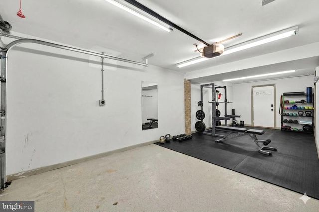 306 S PERSHING DR, Arlington, VA 22204