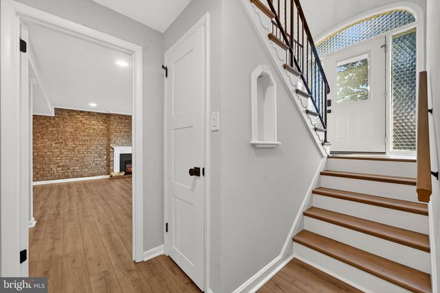 306 S PERSHING DR, Arlington, VA 22204