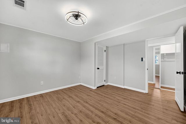 306 S PERSHING DR, Arlington, VA 22204