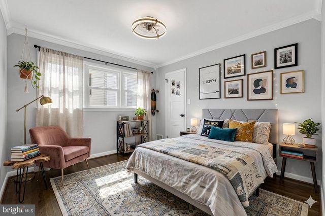 306 S PERSHING DR, Arlington, VA 22204