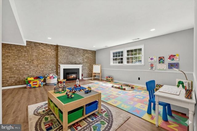 306 S PERSHING DR, Arlington, VA 22204