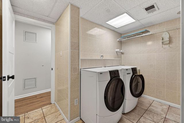 306 S PERSHING DR, Arlington, VA 22204