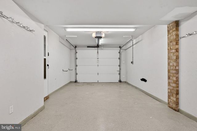 306 S PERSHING DR, Arlington, VA 22204