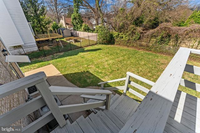 306 S PERSHING DR, Arlington, VA 22204