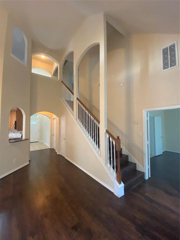 9210 Hidden Lake E, Magnolia, TX 77354