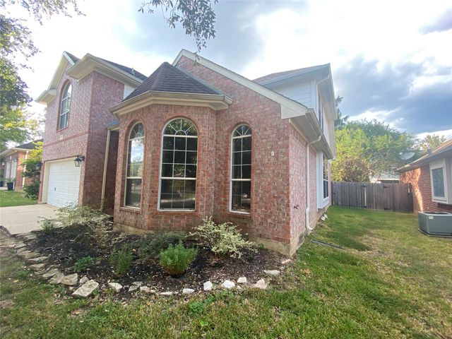 9210 Hidden Lake E, Magnolia, TX 77354