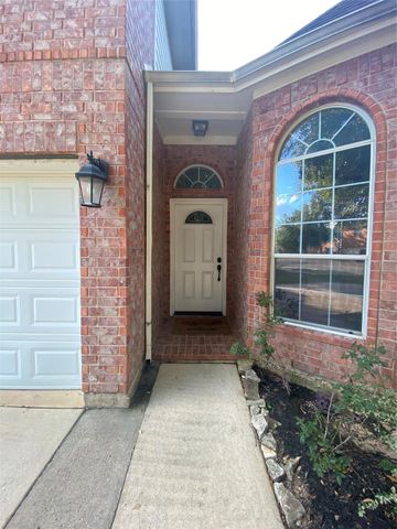 9210 Hidden Lake E, Magnolia, TX 77354