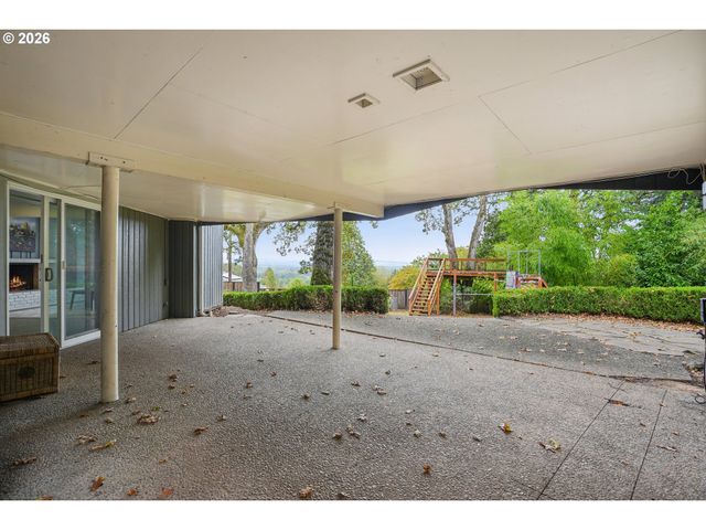 2525 BIRDHILL Dr S, Salem, OR 97302