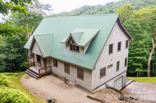 155 Mule Trail Drive, Bakersville, NC 28705