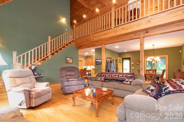 155 Mule Trail Drive, Bakersville, NC 28705