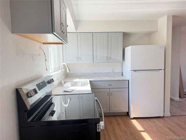 1166 Akron Street, Aurora, CO 80010