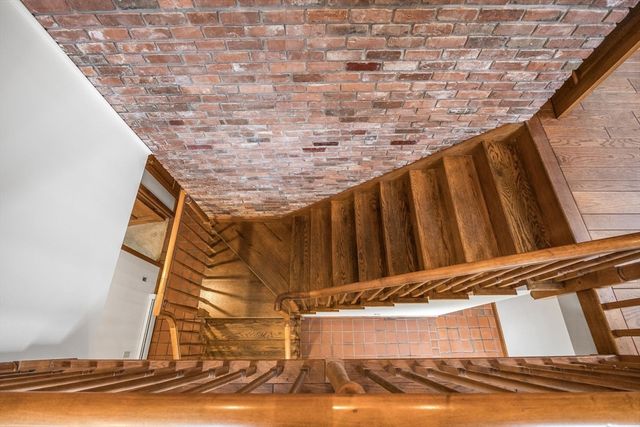 4 Earl Road, Sandwich, MA 02563