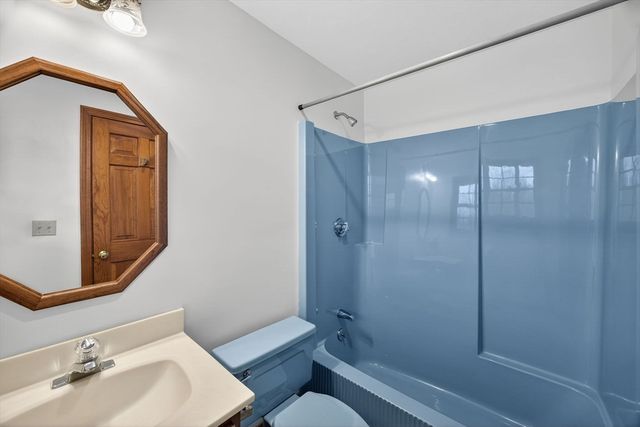 4 Earl Road, Sandwich, MA 02563