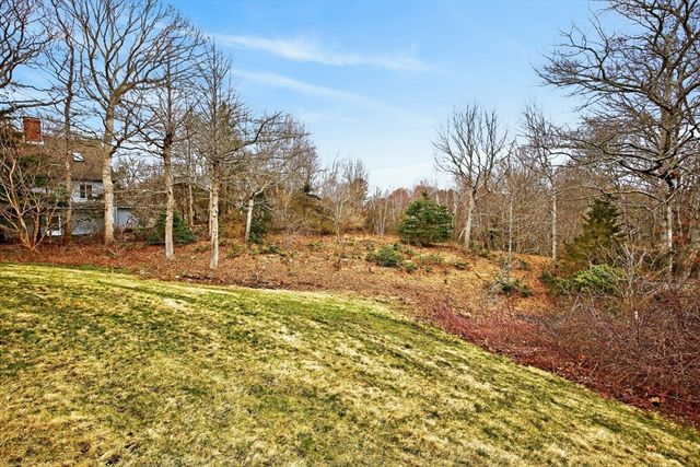 4 Earl Road, Sandwich, MA 02563
